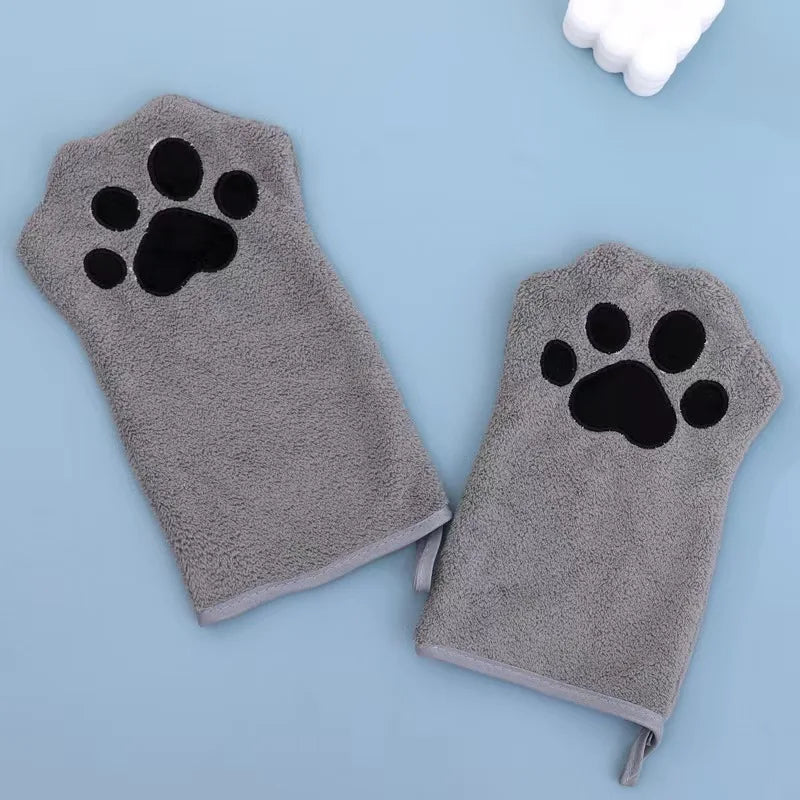QuickPaw™ Microfiber Grooming Glove