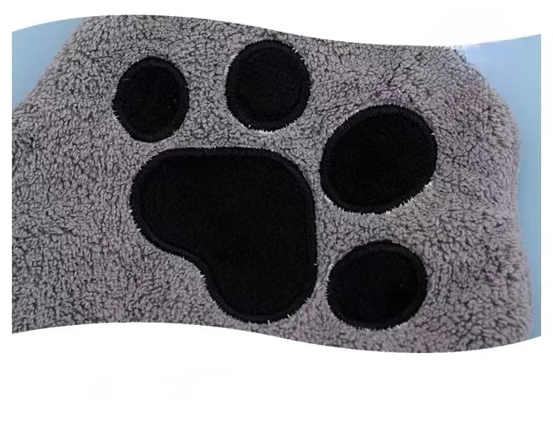 QuickPaw™ Microfiber Grooming Glove